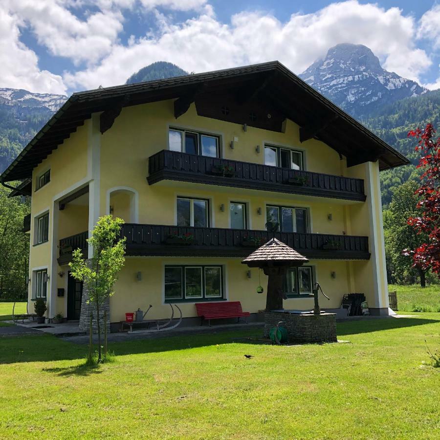 Landhaus Lilly Bed & Breakfast Obertraun Exterior photo